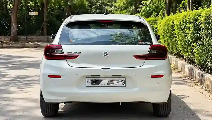 Baleno White photo 2