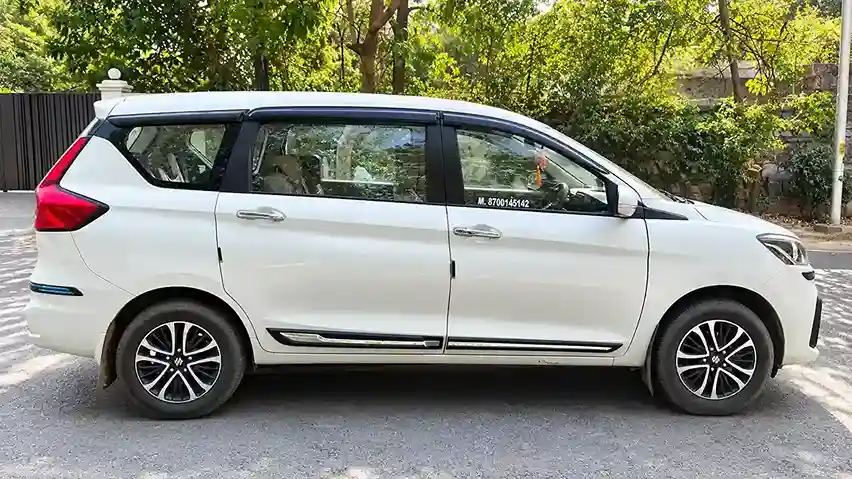Ertiga photo 2